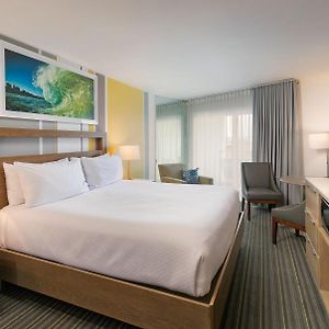King Room Partial Ocean View